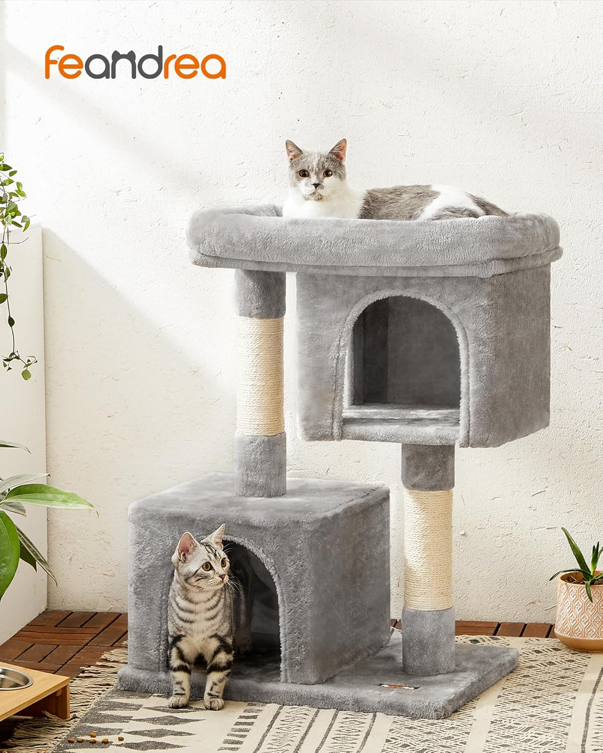 Deluxe 33.1-Inch Cat Tree Tower for Large Cats - Plush Condo with Spacious Perch, Dual Caves & Scratching Post in Light Gray